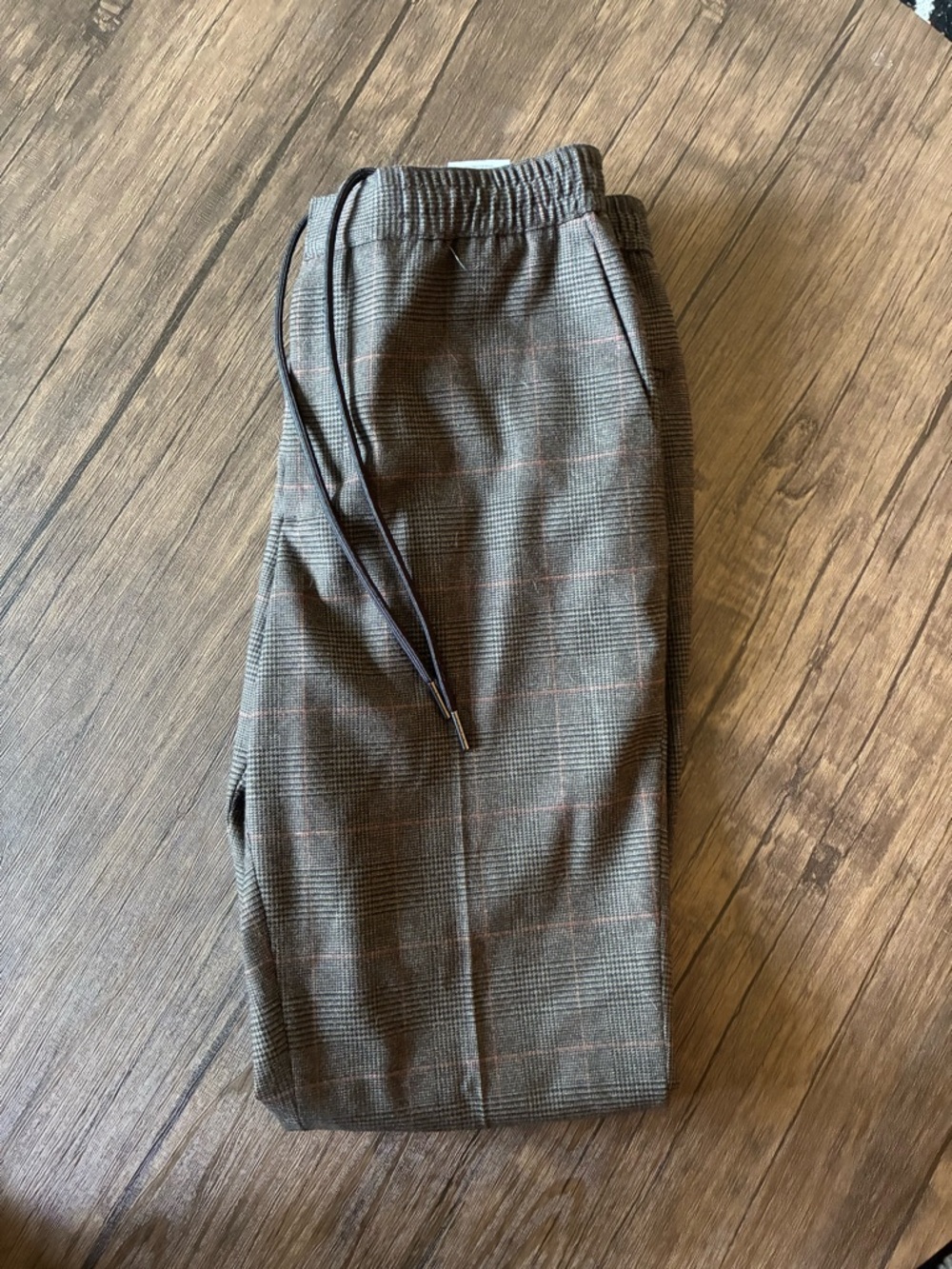 Express Straight Leg Plaid Pants in Brown and Black - Picture 3 of 7